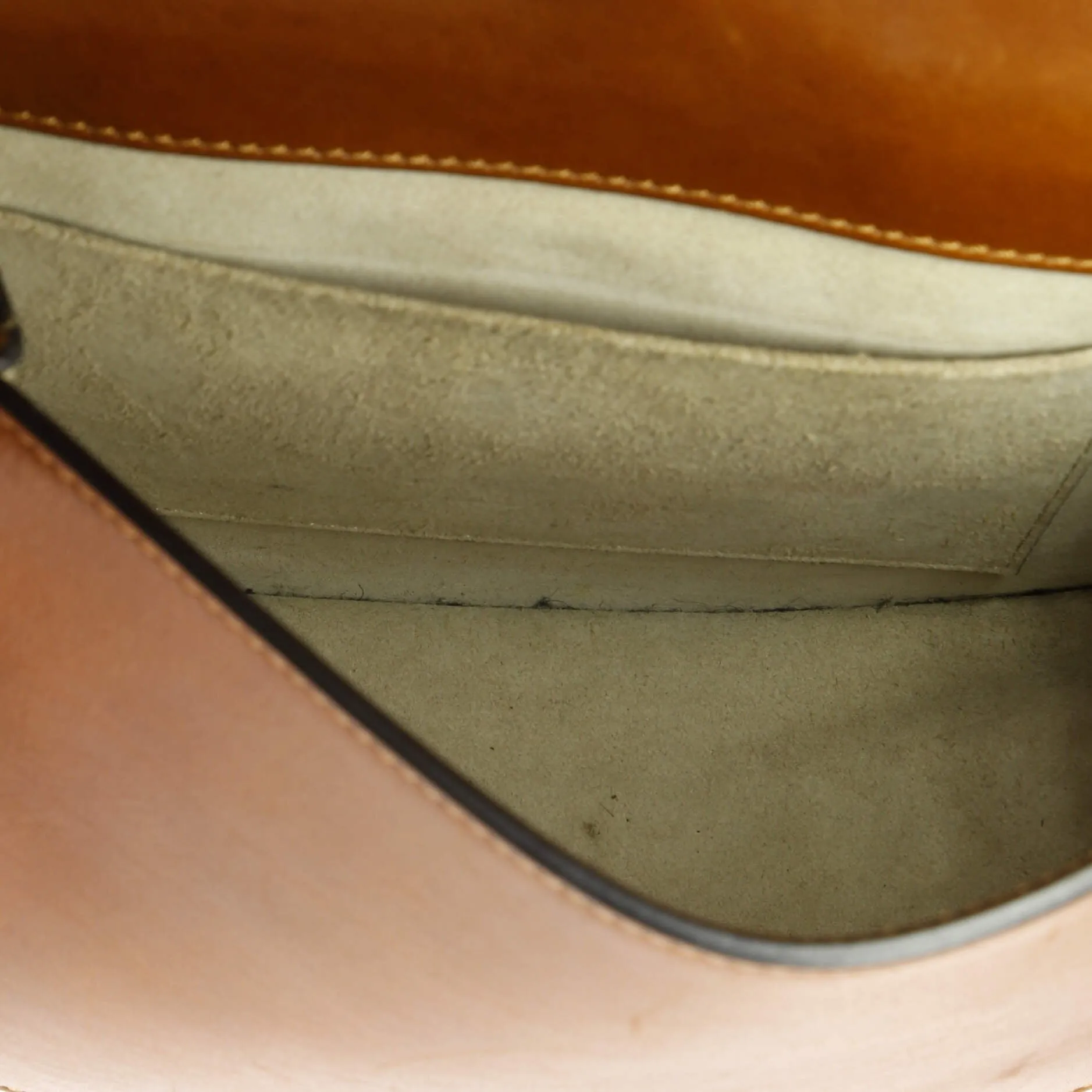 Pre-Loved Chloe Nile Crossbody Bag Leather Medium sold by Zulily product image thumbnail 5