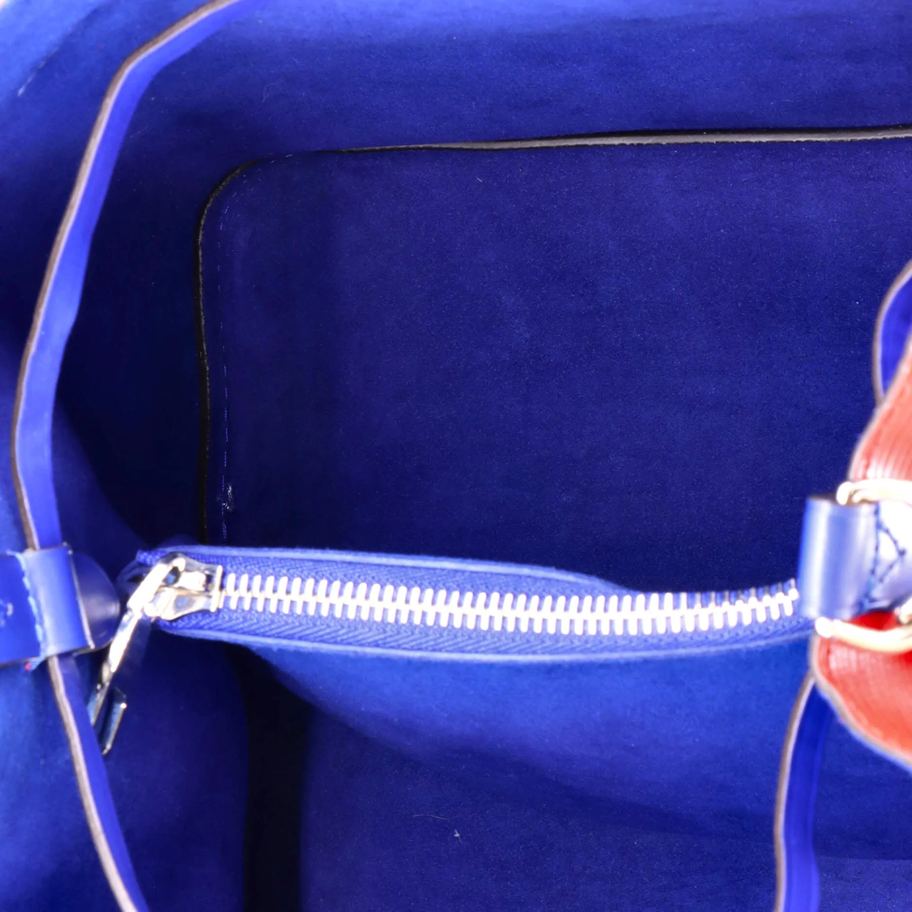 Pre-Loved Louis Vuitton NeoNoe Handbag Epi Leather MM sold by Zulily product image thumbnail 5