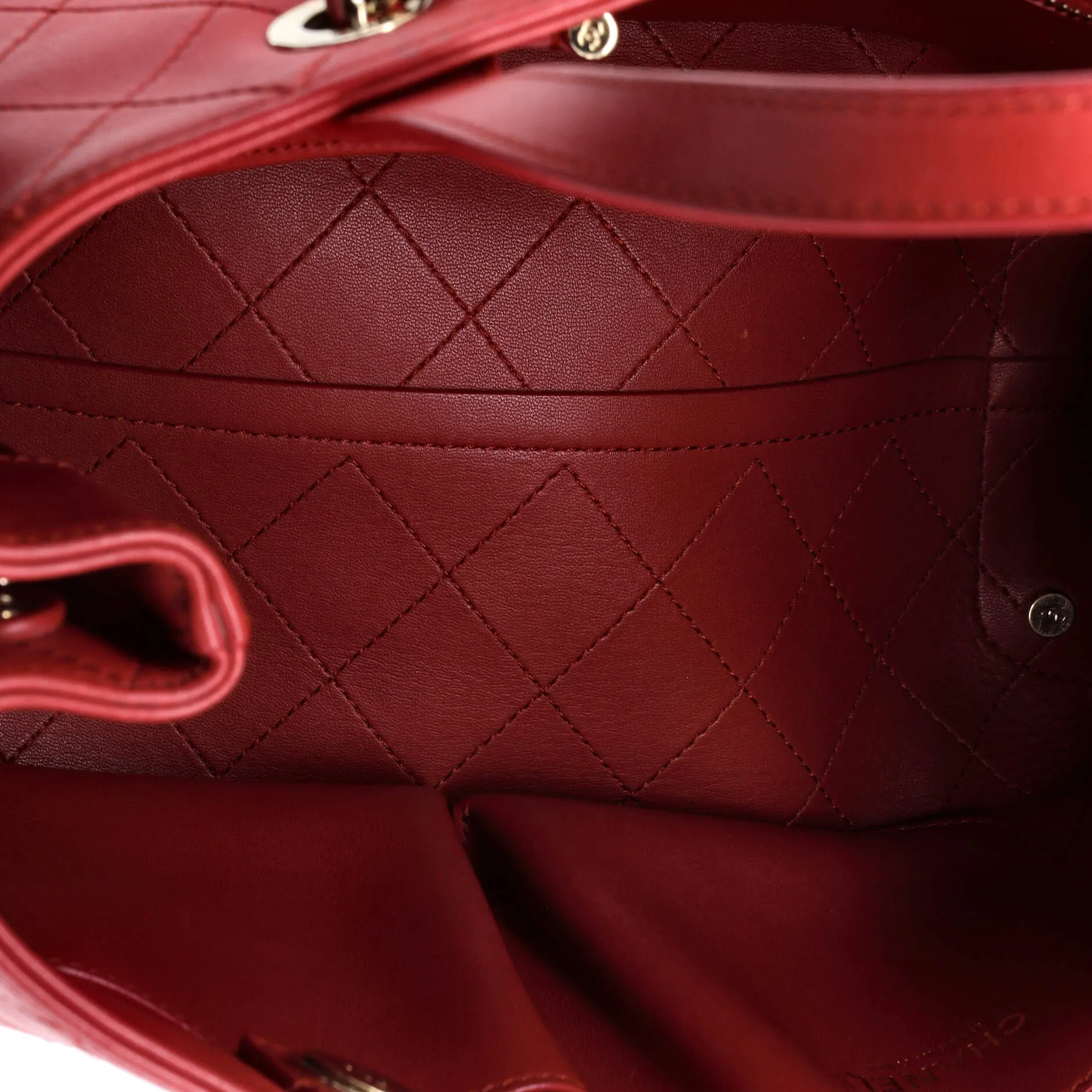 Pre-Loved Chanel CC Shopping Tote Stitched Calfskin Large sold by Zulily product image thumbnail 5