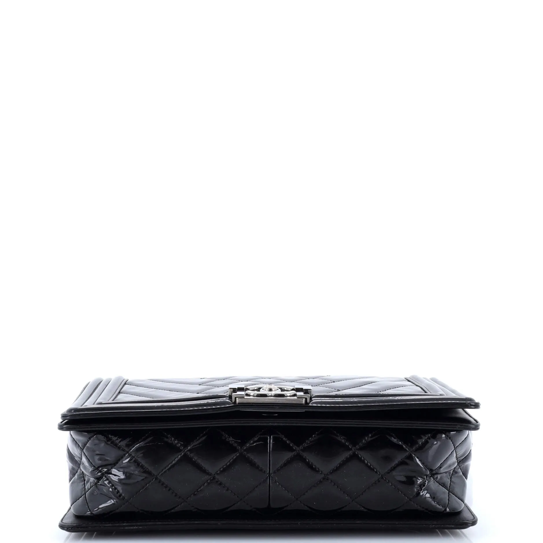 Pre-Loved Chanel Boy Flap Bag Chevron Patent New Medium sold by Zulily product image thumbnail 4