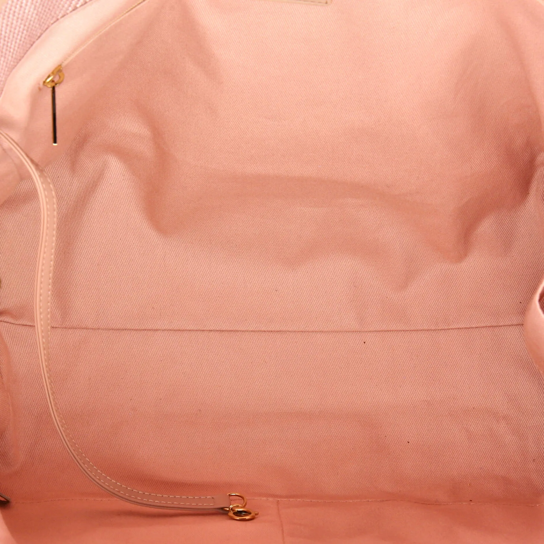 Pre-Loved Chanel Deauville Tote Mixed Fibers Medium sold by Zulily product image thumbnail 5
