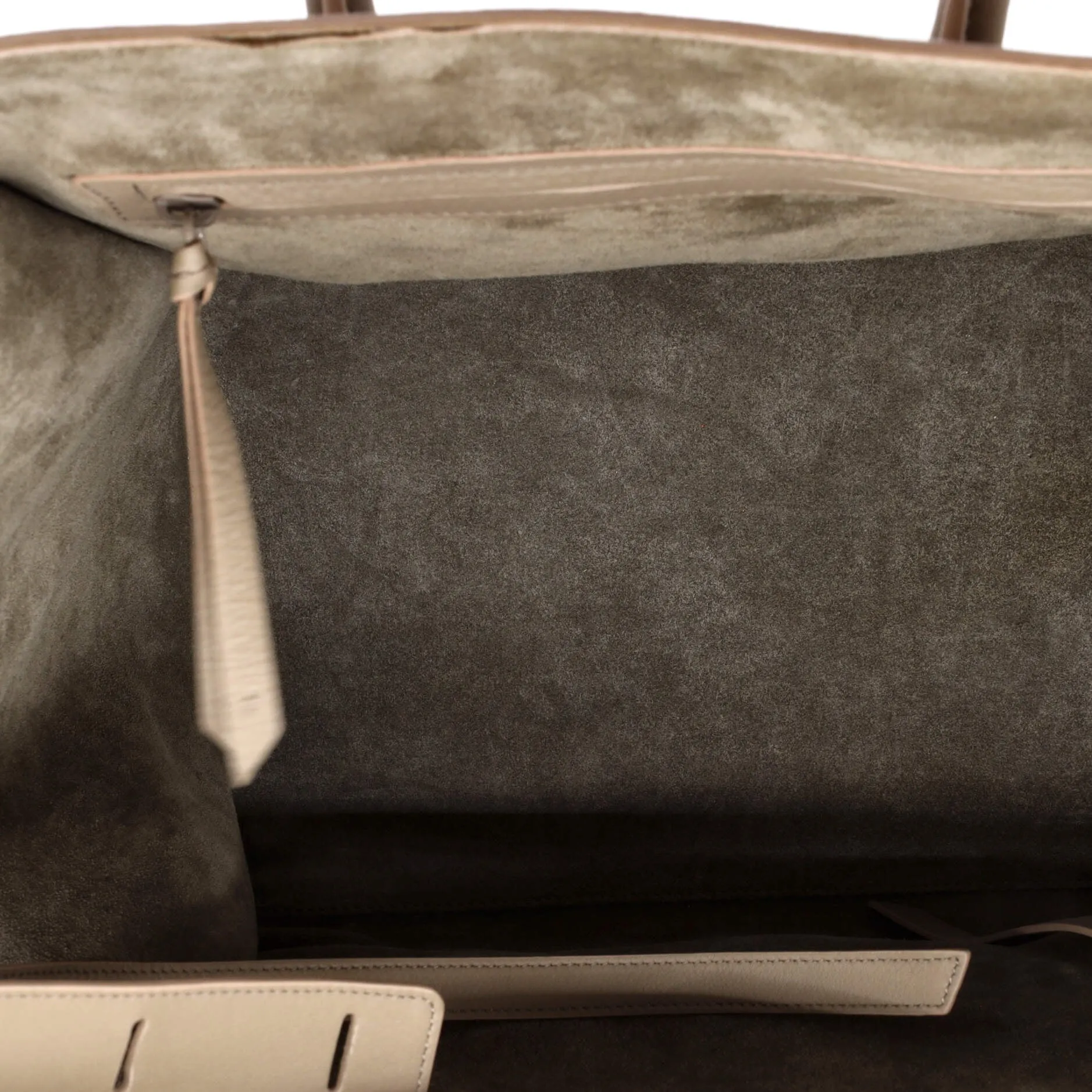 Pre-Loved Celine Phantom Bag Grainy Leather Medium sold by Zulily product image thumbnail 5