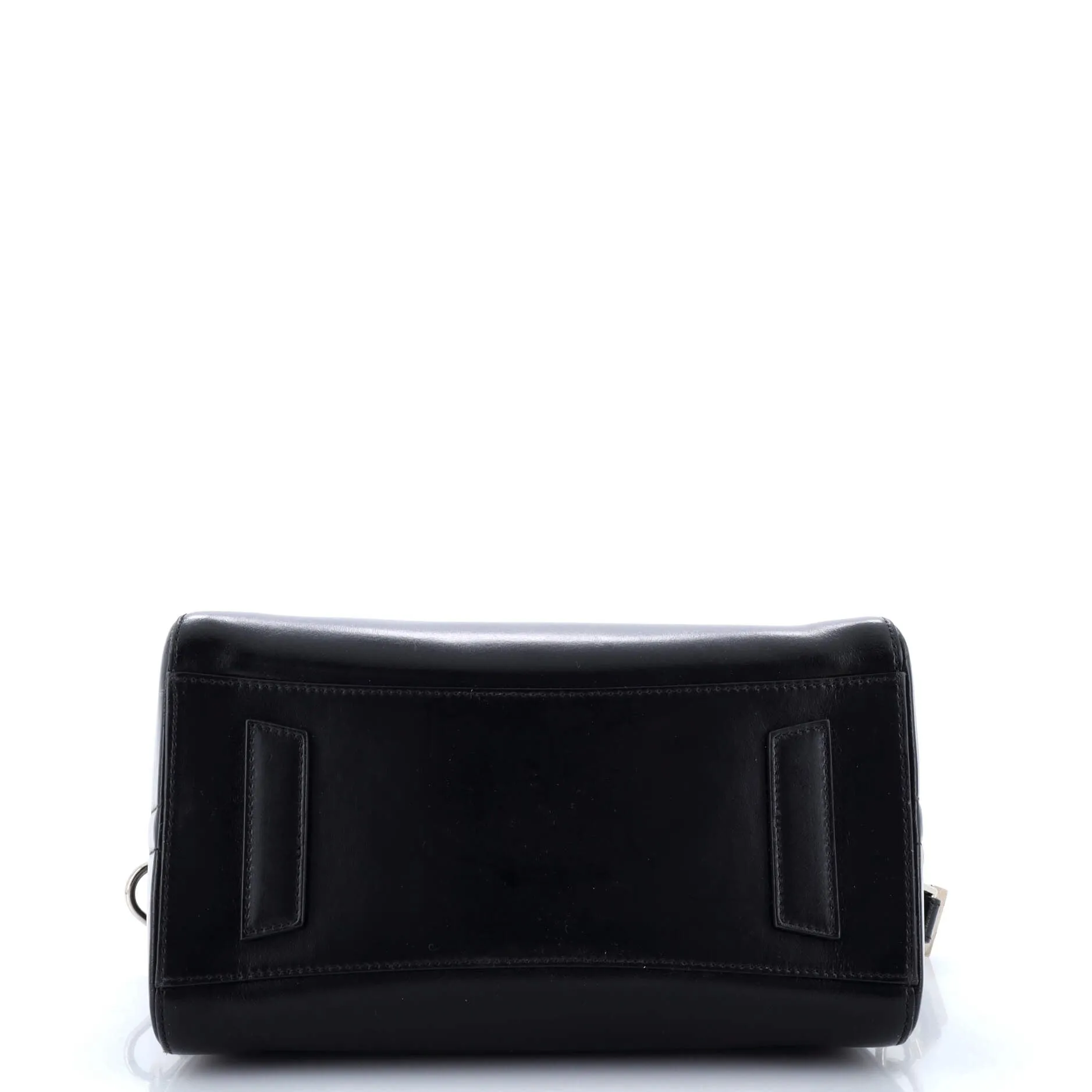 Pre-Loved Givenchy Antigona Bag Glazed Leather Medium sold by Zulily product image thumbnail 4