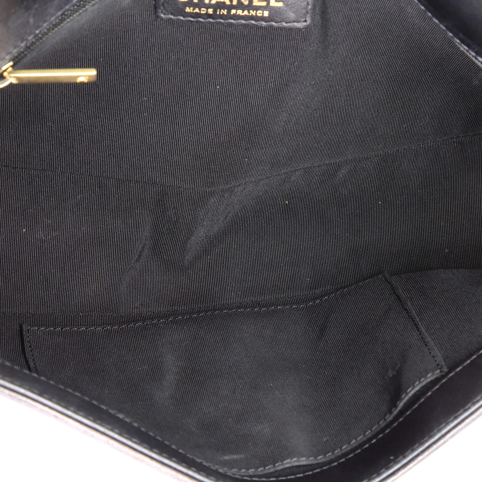 Pre-Loved Chanel Boy Flap Bag Quilted Calfskin New Medium sold by Zulily product image thumbnail 5