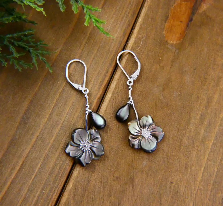 Vera & Co Sterling Silver Floral Black Mother-of-Pearl Women's Earring sold by Zulily