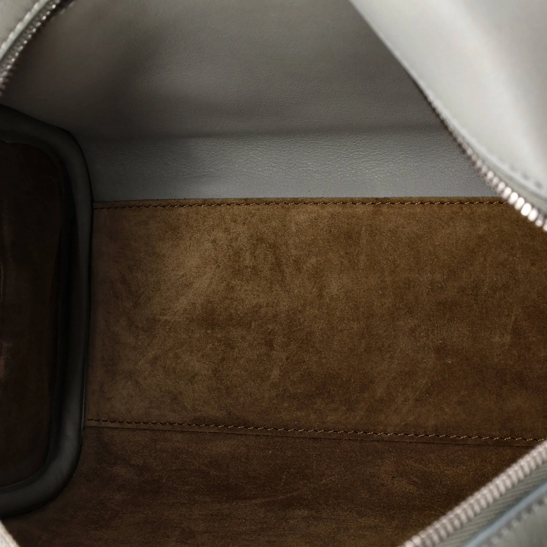 Pre-Loved Loewe Amazona Square Bag Leather 19 sold by Zulily product image thumbnail 5