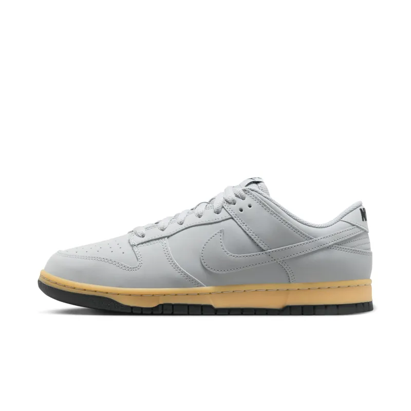 Nike Men's Dunk Low Retro Se - Hq1932-001 sold by Zulily