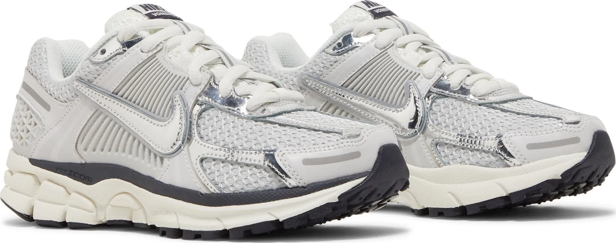 Nike Women's Zoom Vomero 5 (W) 'Photon Dust Metallic Silver' - Fd0884-025 sold by Zulily product image thumbnail 2