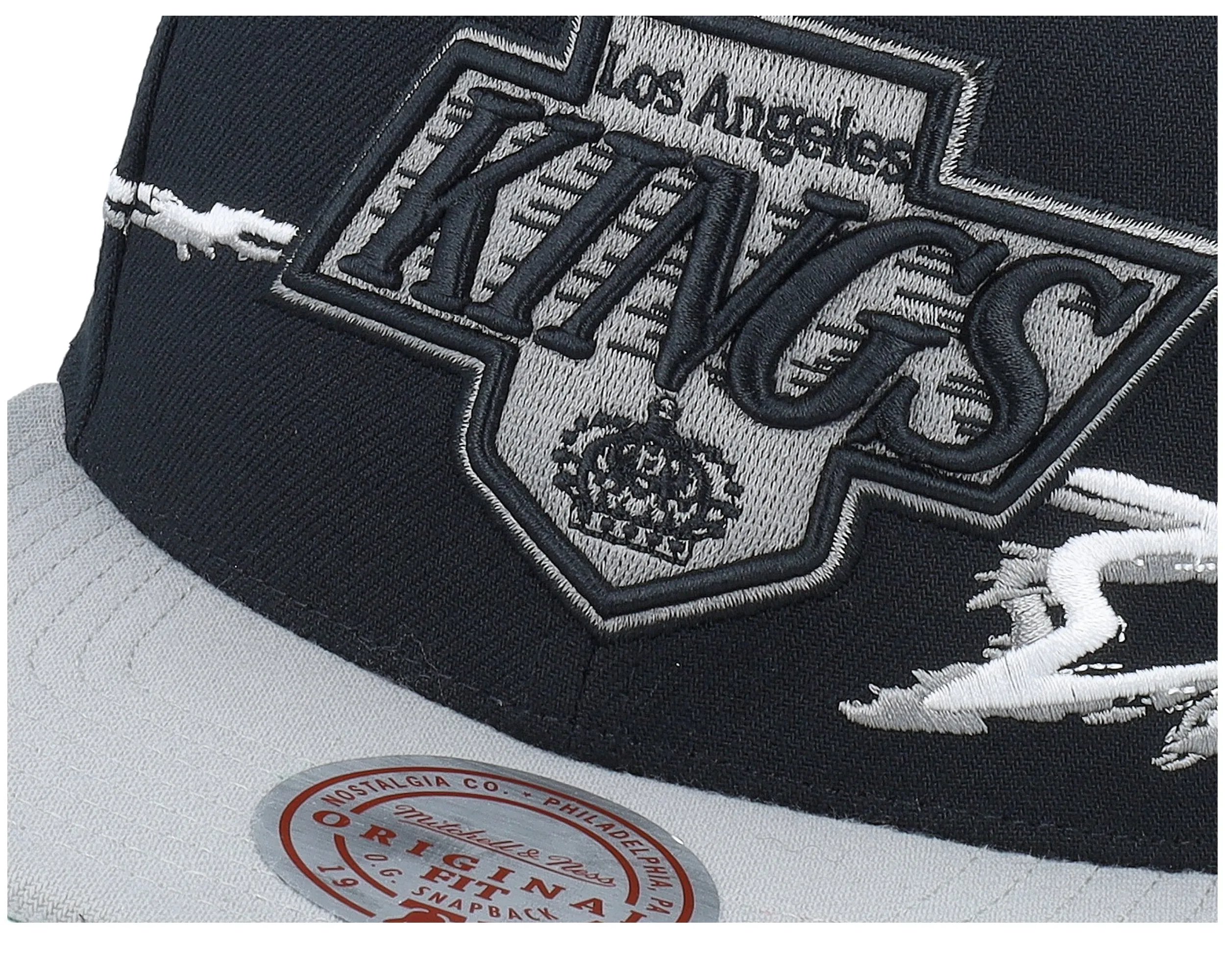 Mitchell & Ness Men's Nhl Life Line Snapback Vntg Kings sold by Zulily product image thumbnail 4