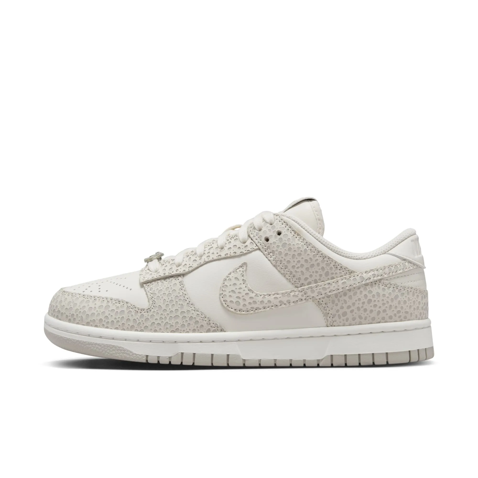 Nike Women's W Dunk Low Prm - Fv6516-001 sold by Zulily