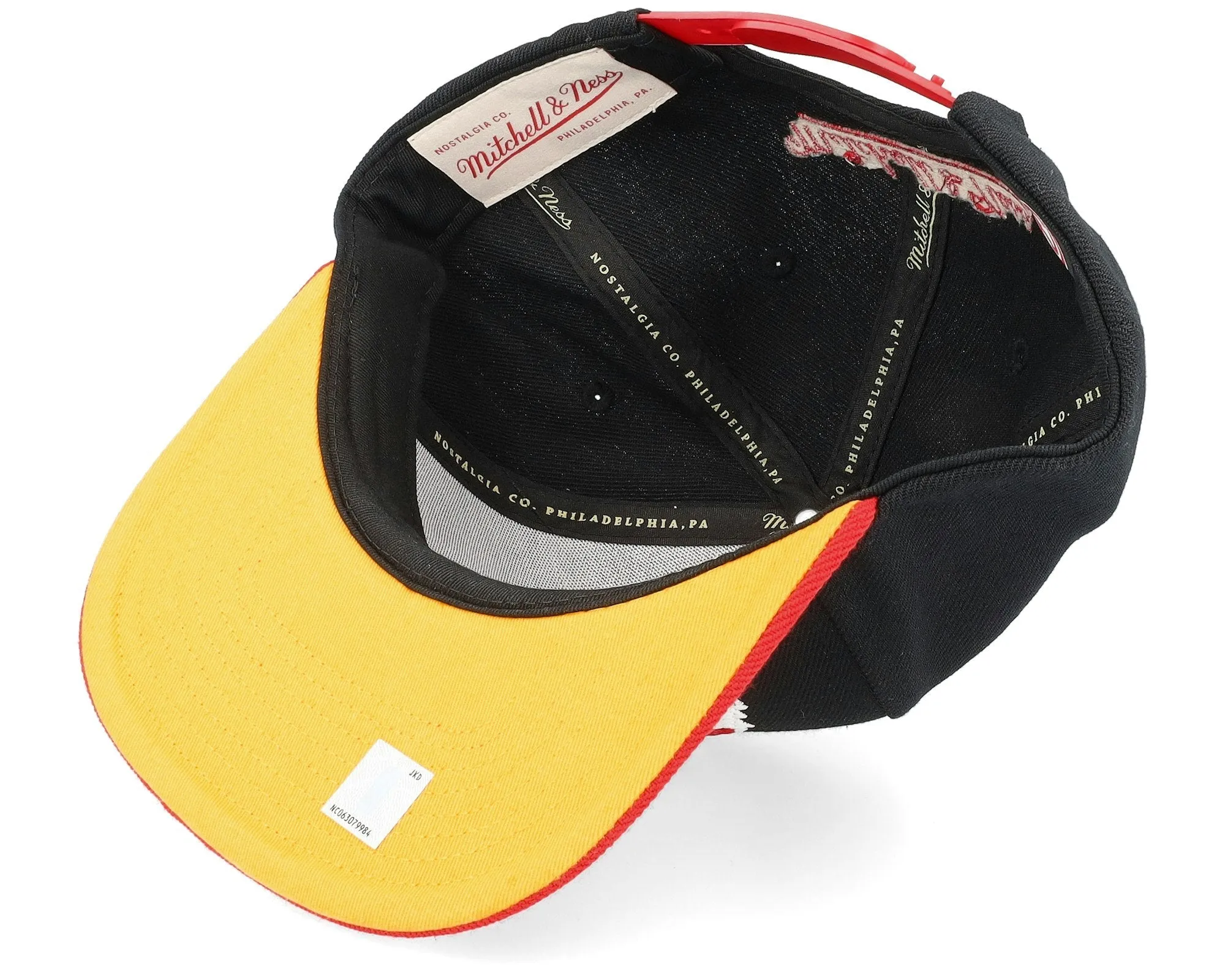 Mitchell & Ness Men's Nba 8 Bit Xl Snapback Hawks sold by Zulily product image thumbnail 5