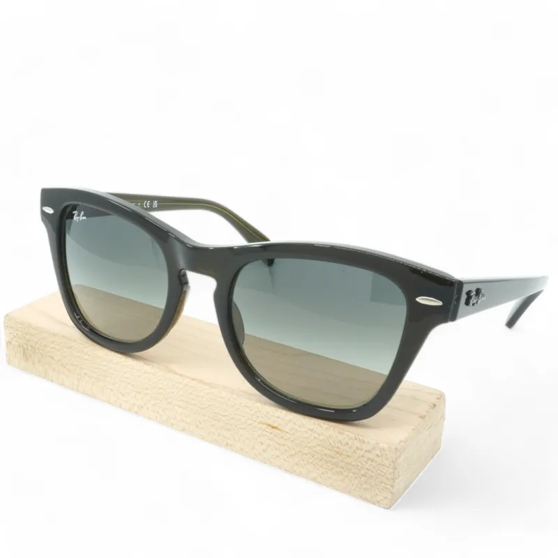 Ray-Ban Unisex Square Sunglasses - Rb0707Sf-6642/71_53 sold by Zulily