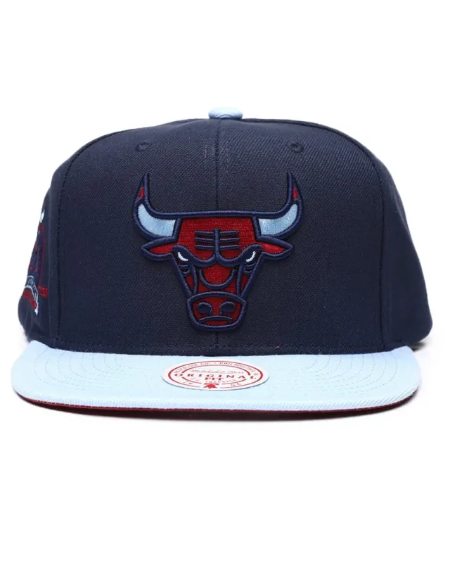 Mitchell & Ness Men's Nba Skyberry Cobbler Snapback Bulls - Navy-Light Blue sold by Zulily