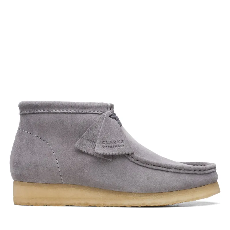 Clarks Men's Wallabee Boot - Grey Suede - 26169731 sold by Zulily