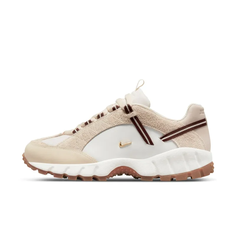 Nike Women's Air Humara Lx 'Jacquemus Light Bone Gold' - Dr0420-001 sold by Zulily