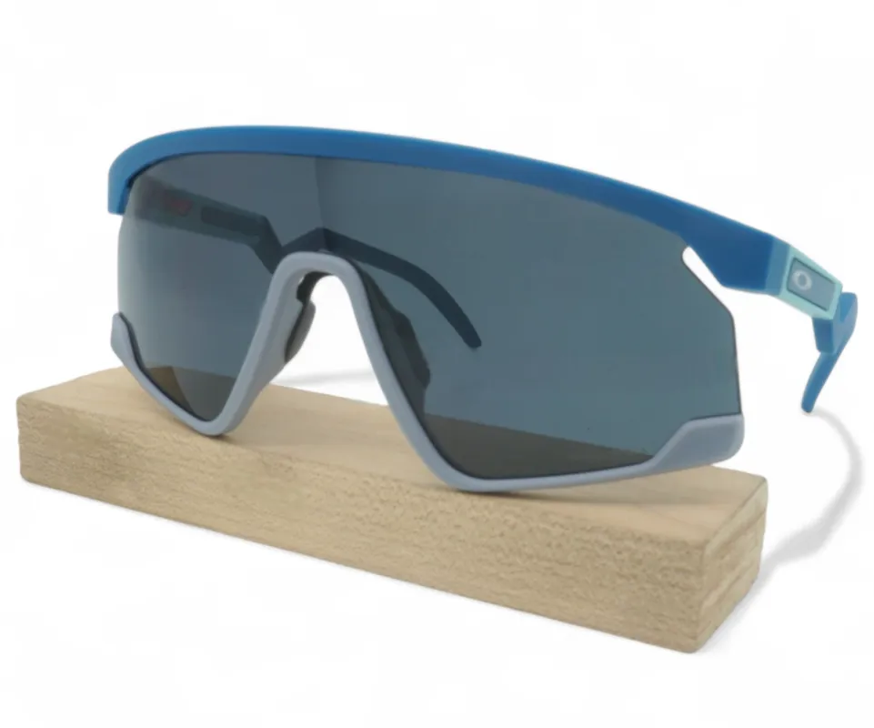 Oakley Unisex Bxtr Sunglasses - Oo9280-09 sold by Zulily