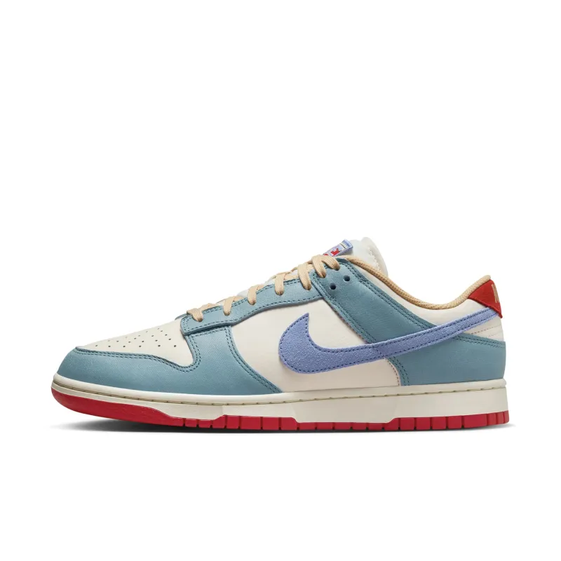 Nike Men's Dunk Low Prm - Hj9112-110 sold by Zulily