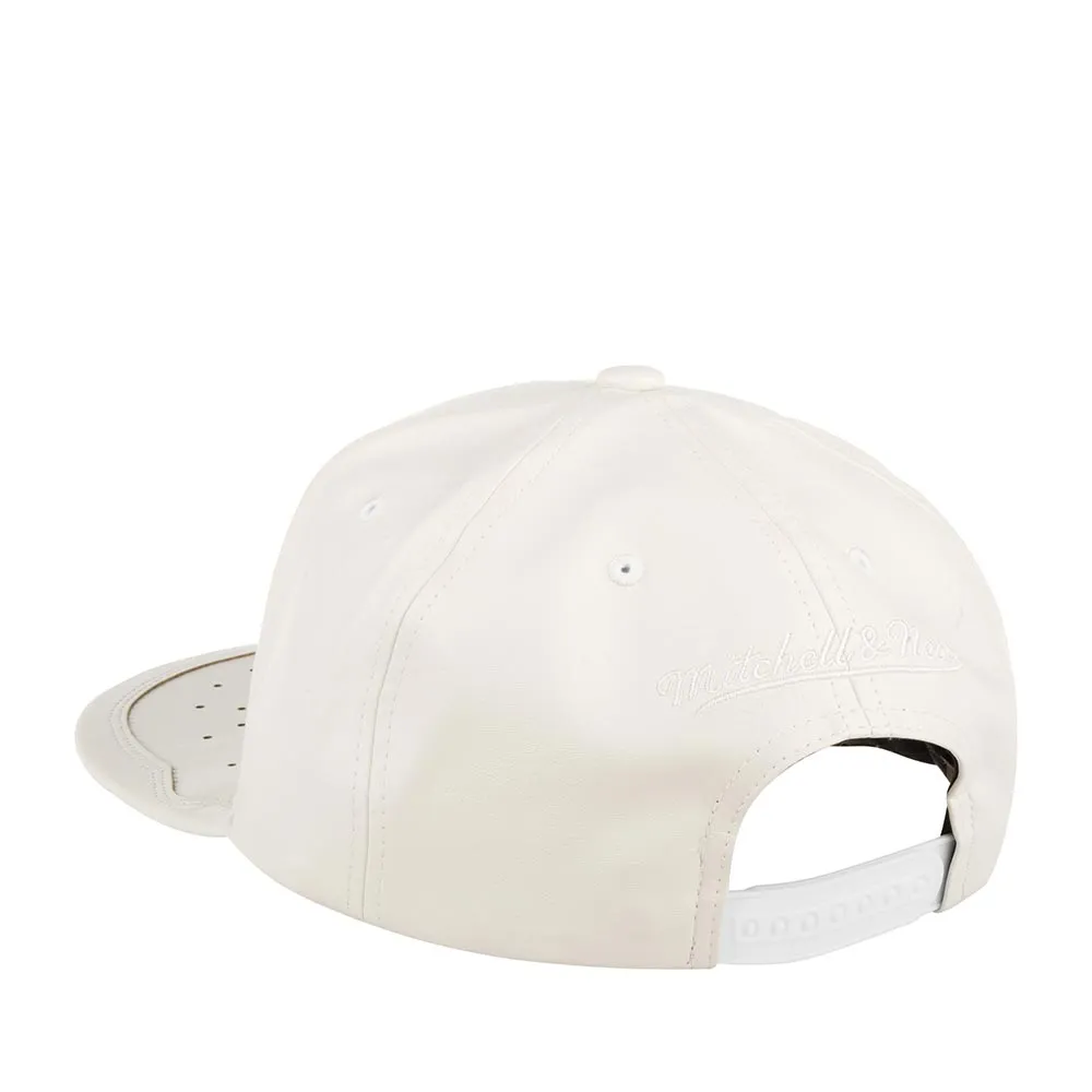 Mitchell & Ness Men's Nba Day One Snapback Bulls - White sold by Zulily product image thumbnail 3