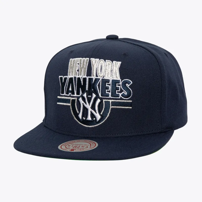 Mitchell & Ness Men's Mlb Badge Line Retro Snapback Yankees sold by Zulily