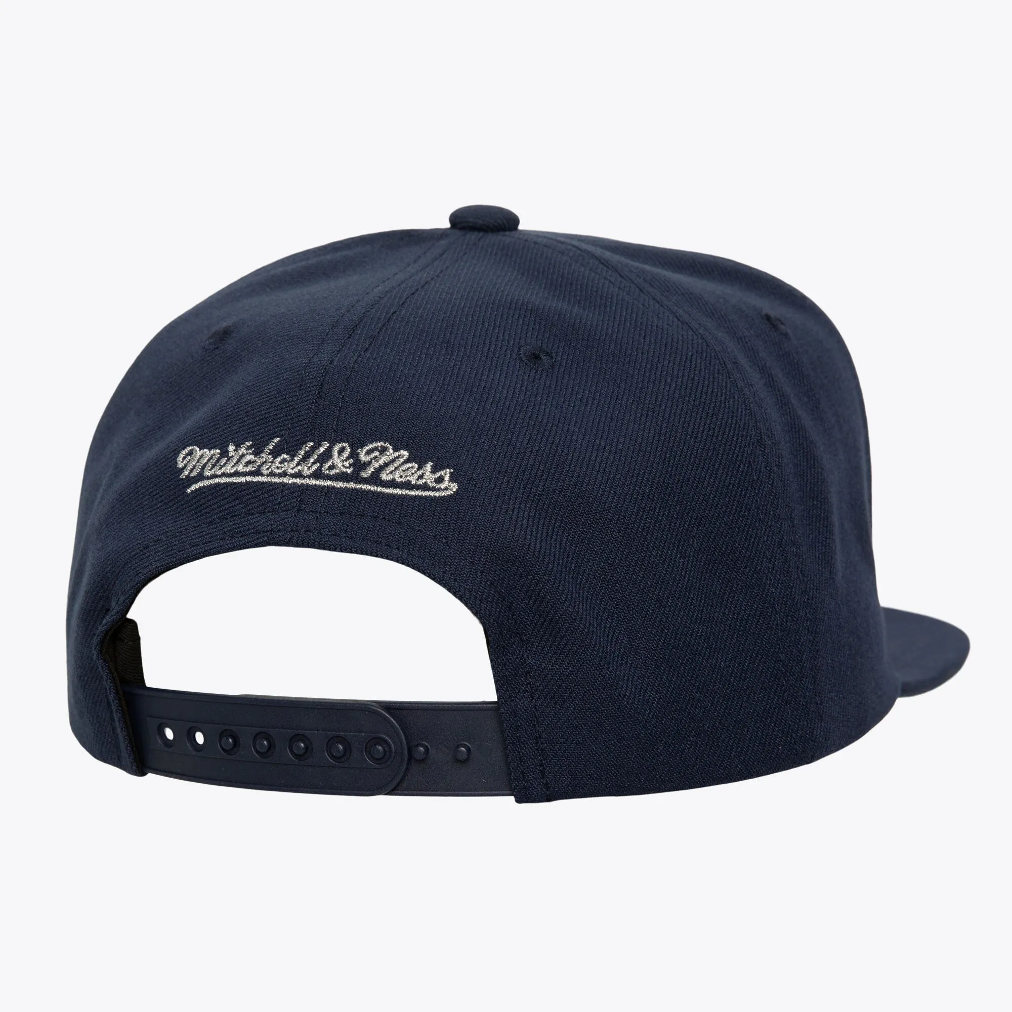 Mitchell & Ness Men's Mlb Badge Line Retro Snapback Yankees sold by Zulily product image thumbnail 2