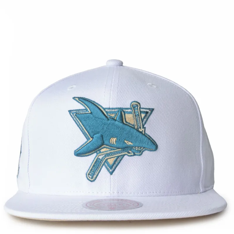 Mitchell & Ness Men's Nhl Winter White Snapback Vntg Sharks - White sold by Zulily