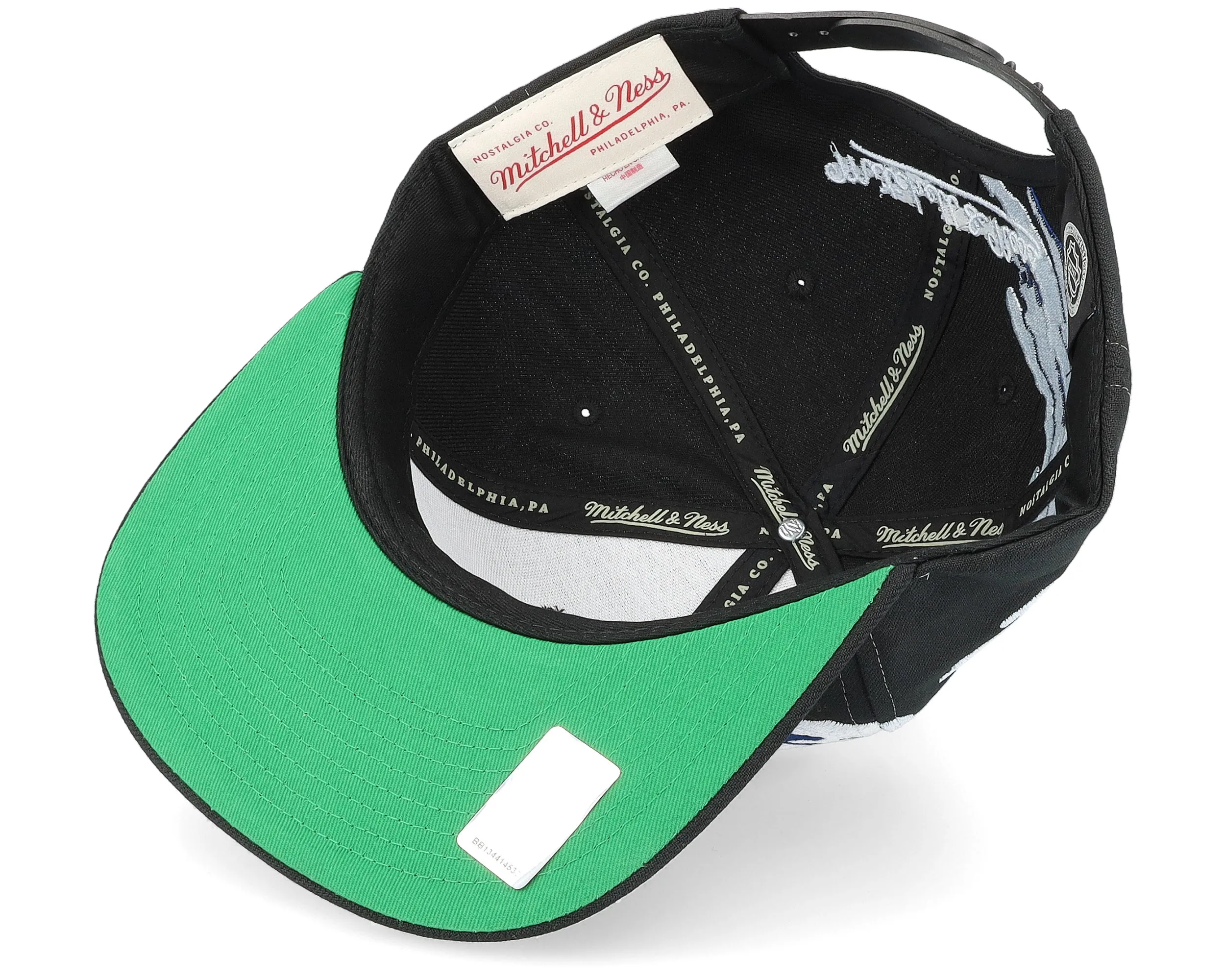 Mitchell & Ness Men's Nhl Vintage Paintbrush Snapback Maple Leafs sold by Zulily product image thumbnail 5