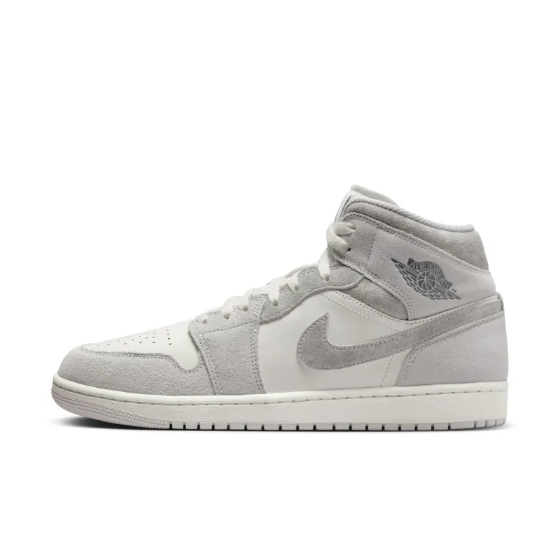 Air Jordan Men's Retro 1 Mid Se - Fq7720-002 sold by Zulily