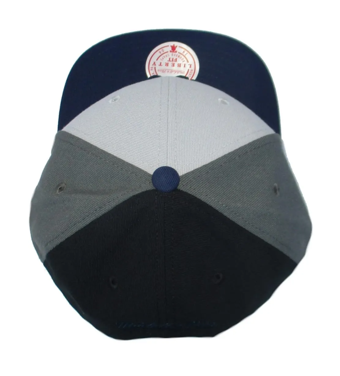Mitchell & Ness Men's Mlb Triple Play Liberty Snapback Yankees - Hy11518-Nyygrey sold by Zulily product image thumbnail 4