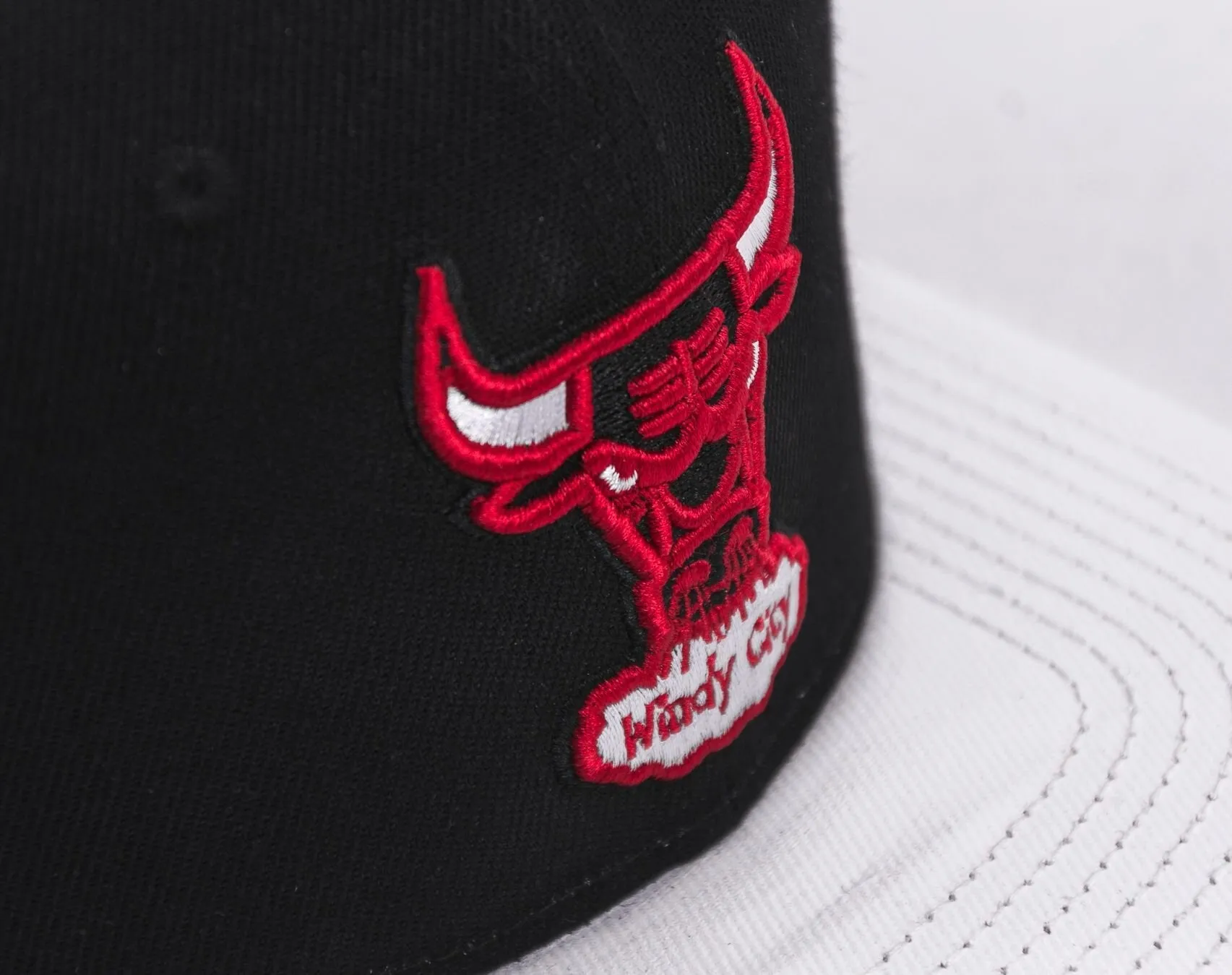 Mitchell & Ness Men's Nba Ssbsts Snapback Hwc Bulls - Black sold by Zulily product image thumbnail 3