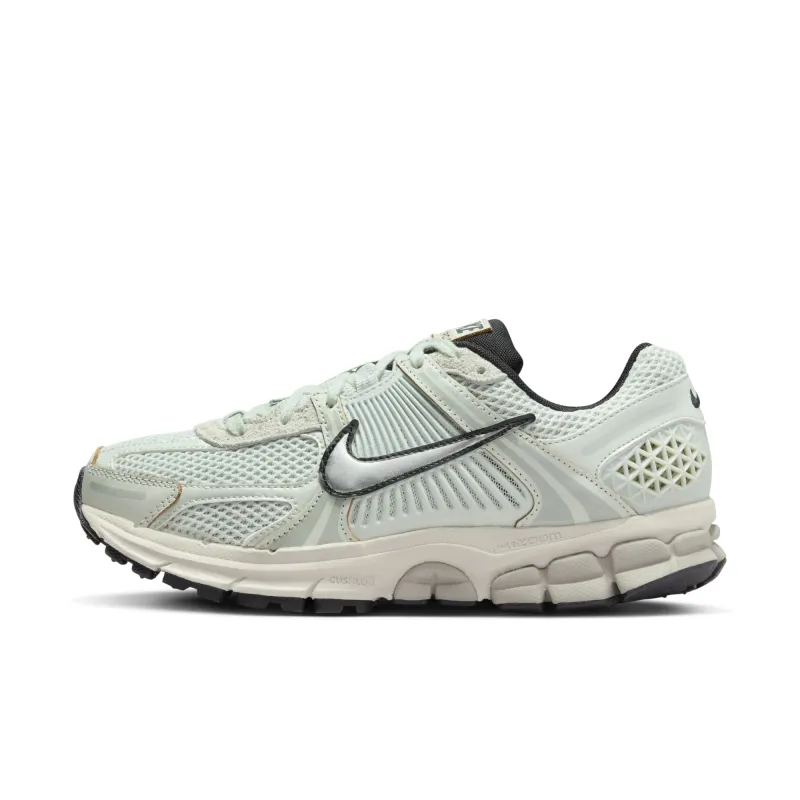 Nike Women's Zoom Vomero 5 - Fn6742-001 sold by Zulily