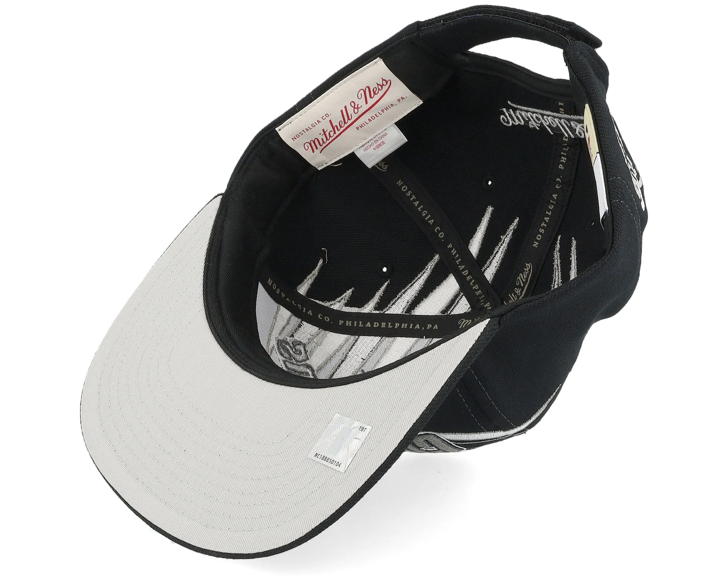 Mitchell & Ness Men's Nba 98 Champ Flipside Snapback Hwc Bulls sold by Zulily product image thumbnail 3