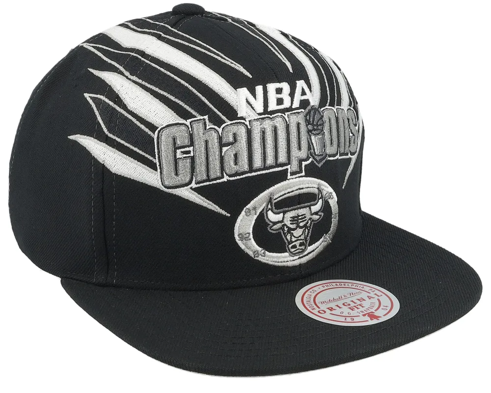 Mitchell & Ness Men's Nba 98 Champ Flipside Snapback Hwc Bulls sold by Zulily