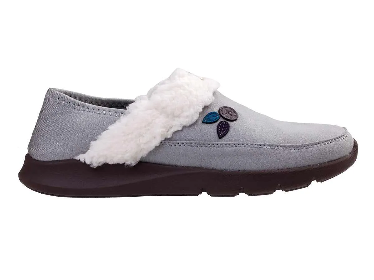 Spenco Marley Leather Women's Slippers sold by Zulily product image thumbnail 4