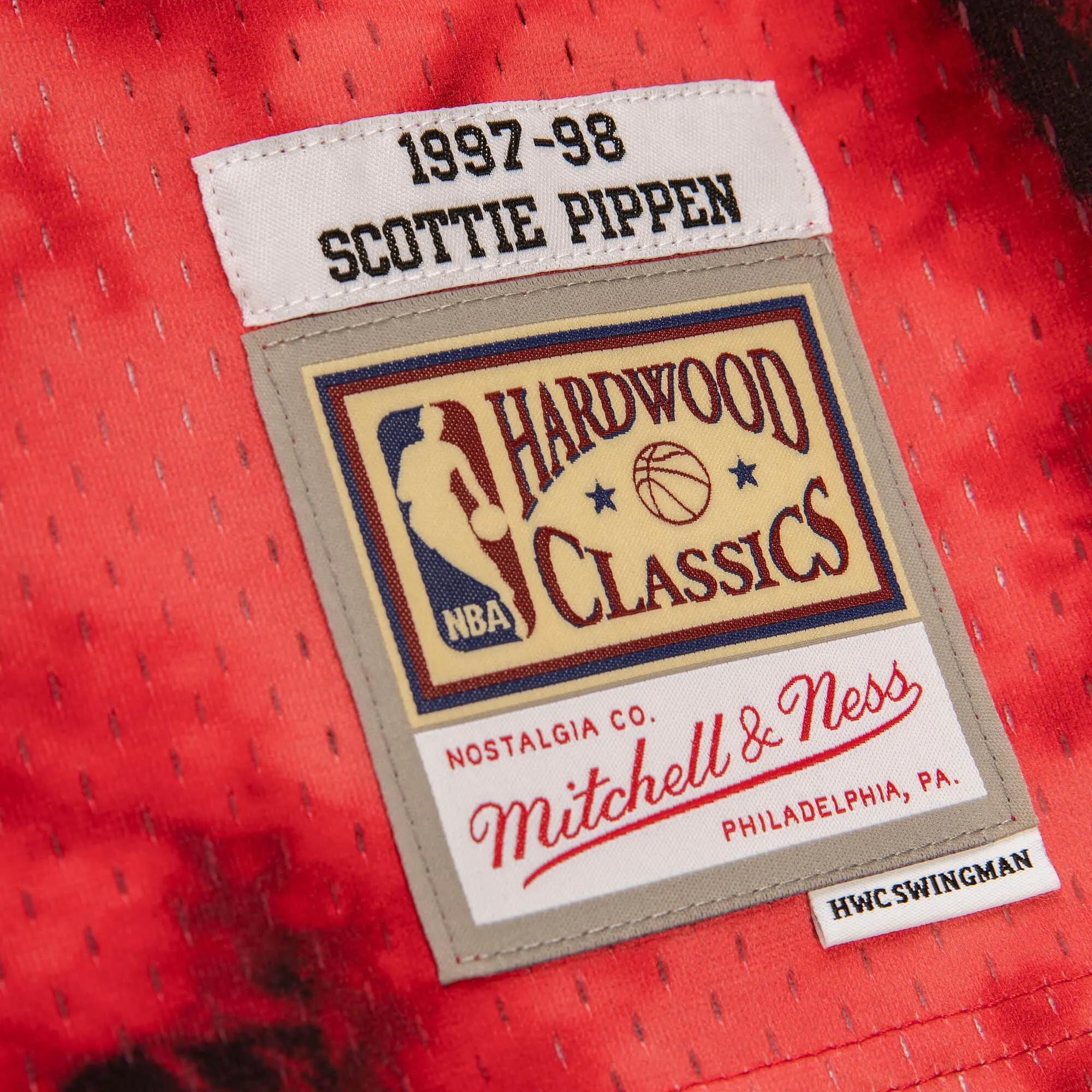 Men's Mitchell & Ness NBA Galaxy Swingman Jersey - Chicago Bulls 1997 Pippen sold by Zulily product image thumbnail 3