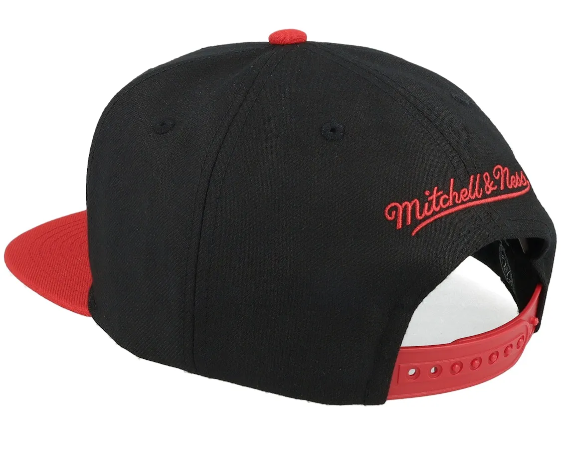 Men's Mitchell & Ness Nhl Team 2 Tone 2 Snapback Blackhawks sold by Zulily product image thumbnail 3