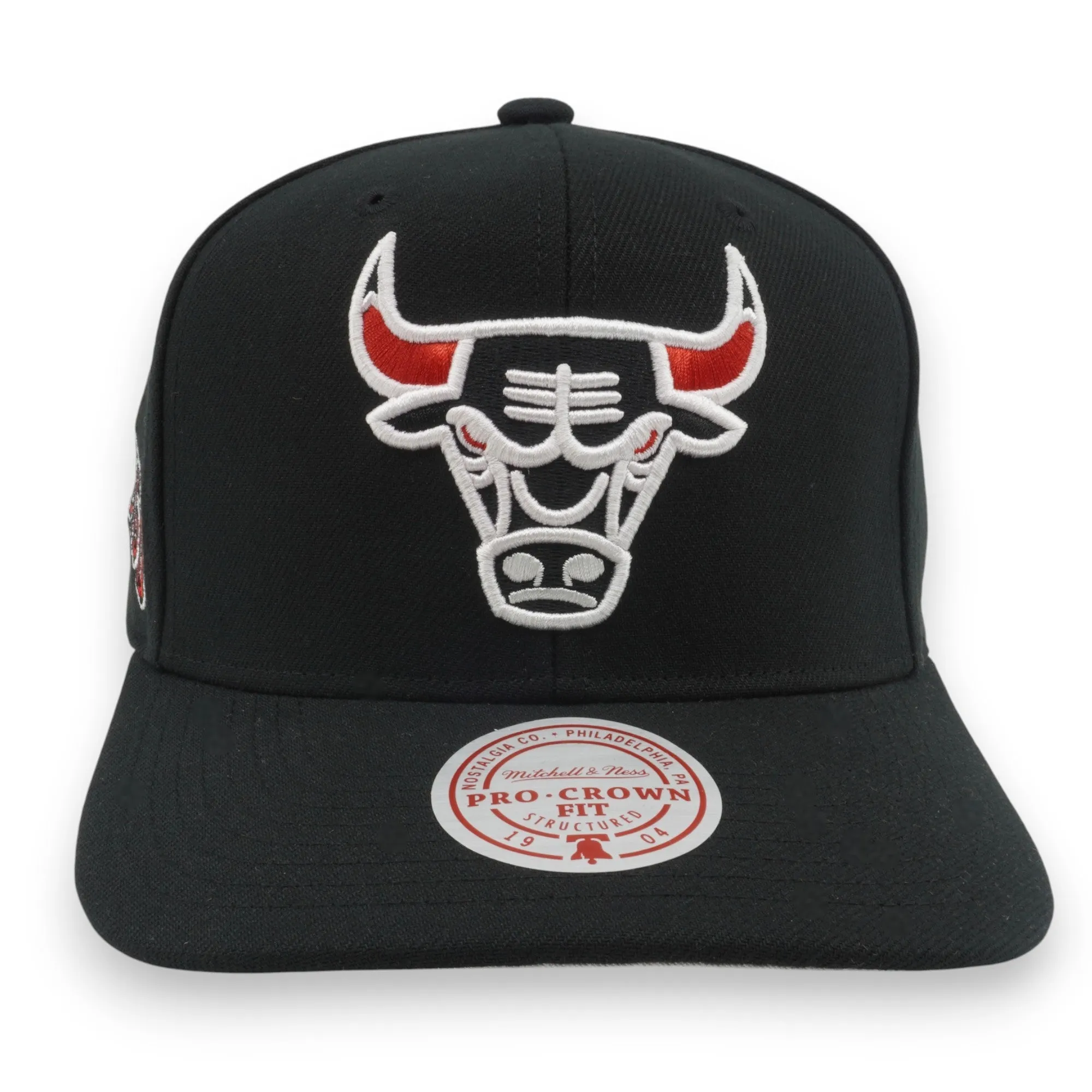 Men's Mitchell & Ness NBA Team Flip Pro Snapback Bulls - Black sold by Zulily product image thumbnail 2