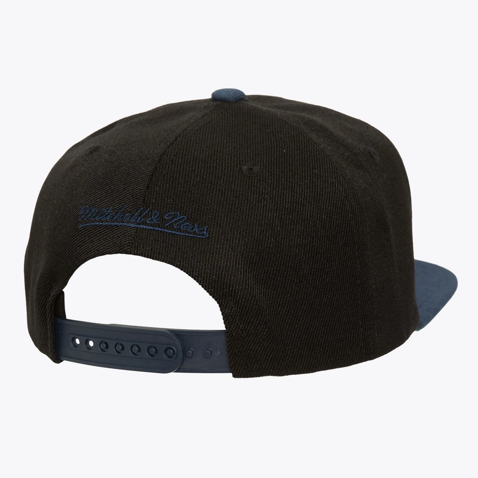 Men's Mitchell & Ness MLB Text Stack 1 Snapback Yankees sold by Zulily product image thumbnail 2