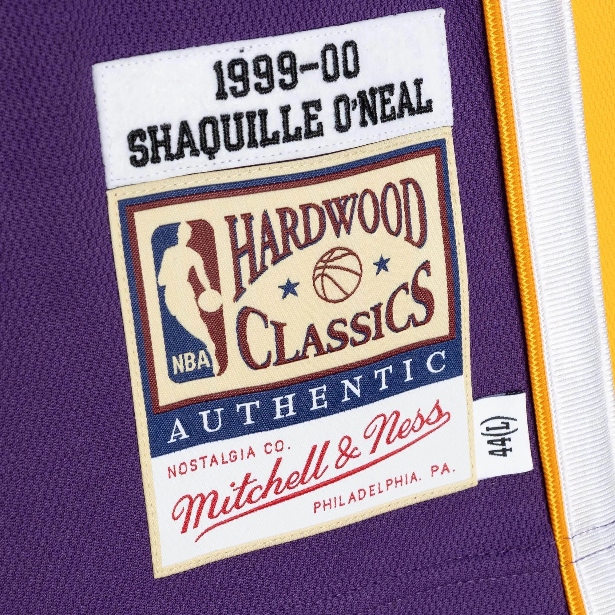 Mitchell & Ness NBA Authentic Jersey La Lakers 1999 Shaquille O'Neal sold by Zulily product image thumbnail 4