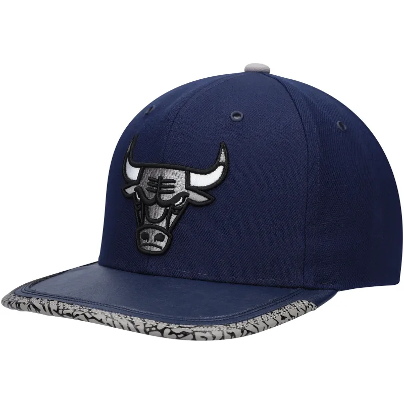 Men's Mitchell & Ness NBA Day 3 Snapback Bulls - Navy sold by Zulily