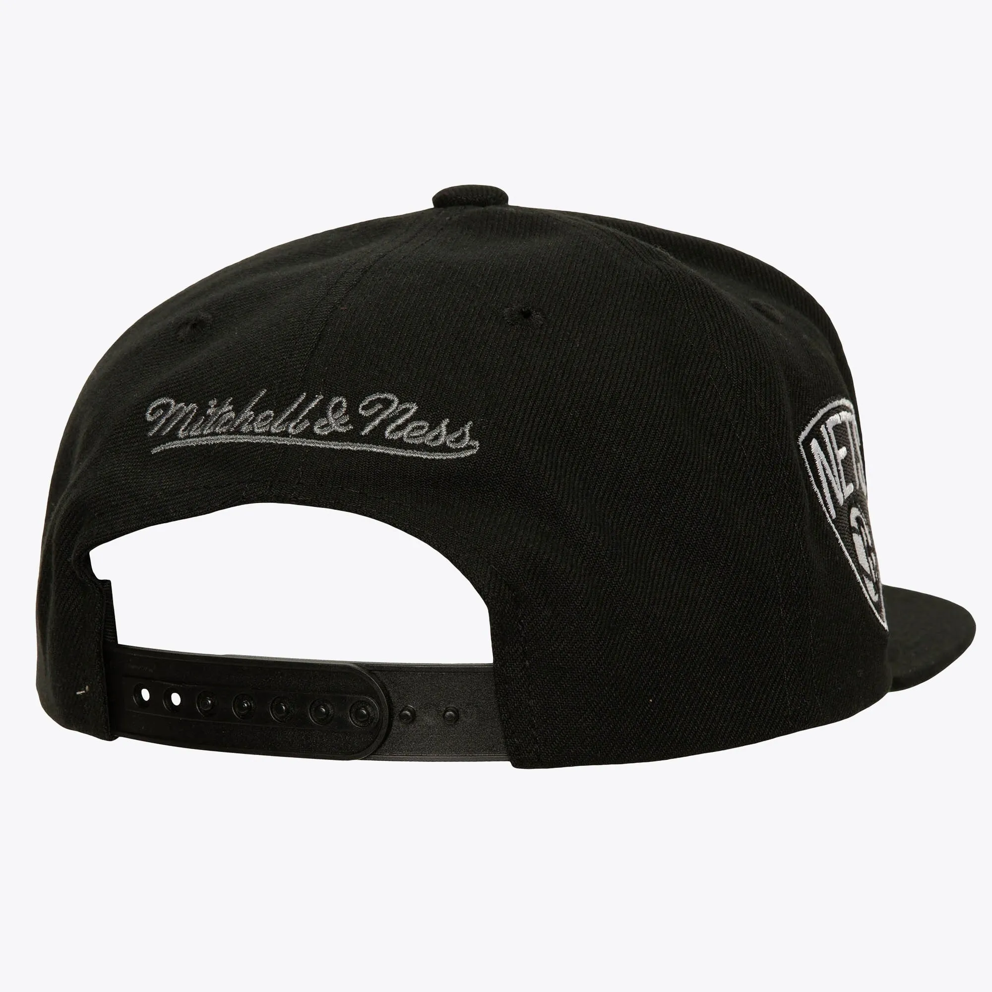 Men's Mitchell & Ness NBA Retro Sport Snapback Nets sold by Zulily product image thumbnail 2