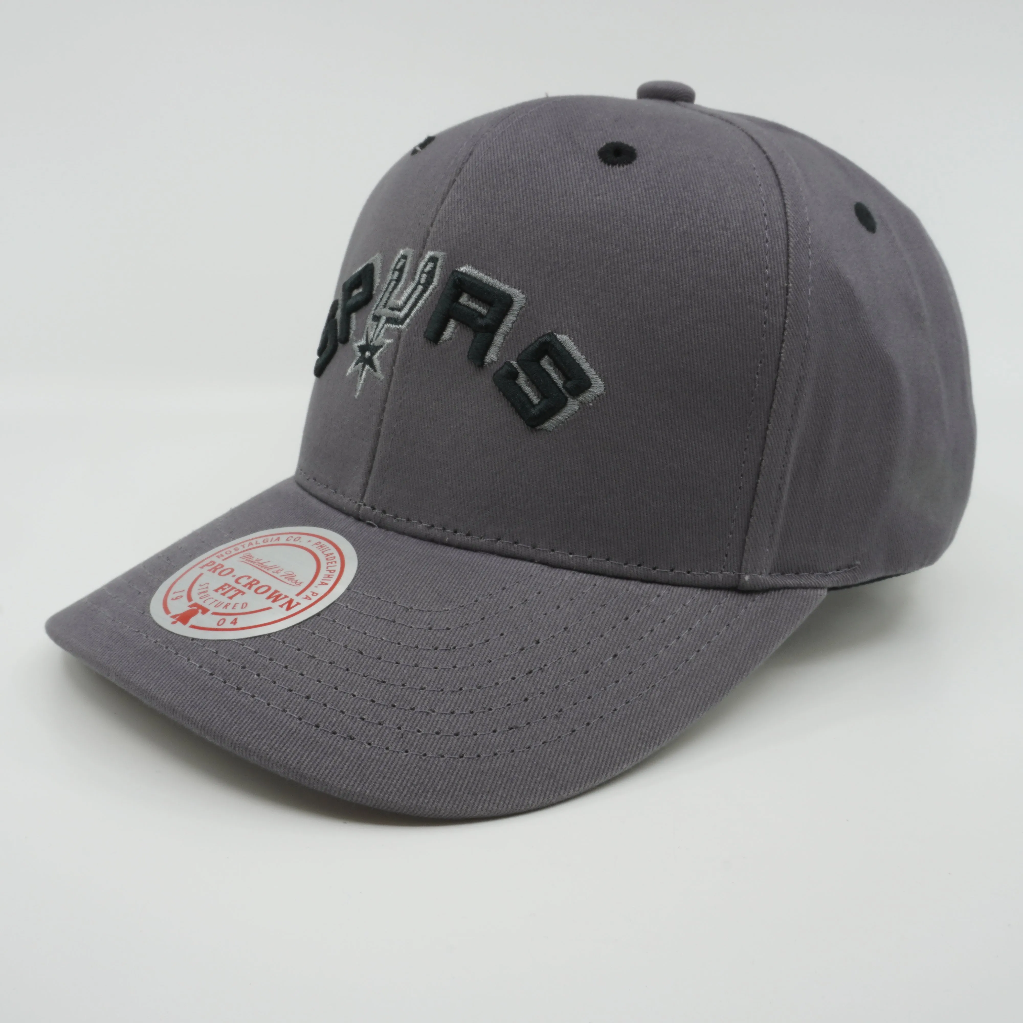 Men's Mitchell & Ness NBA Space Knit Pro Snapback Hwc Spurs - Grey sold by Zulily