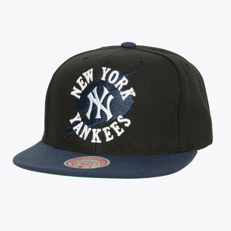 Men's Mitchell & Ness MLB Circle Splash Snapback Coop Yankees made by Mitchell & Ness