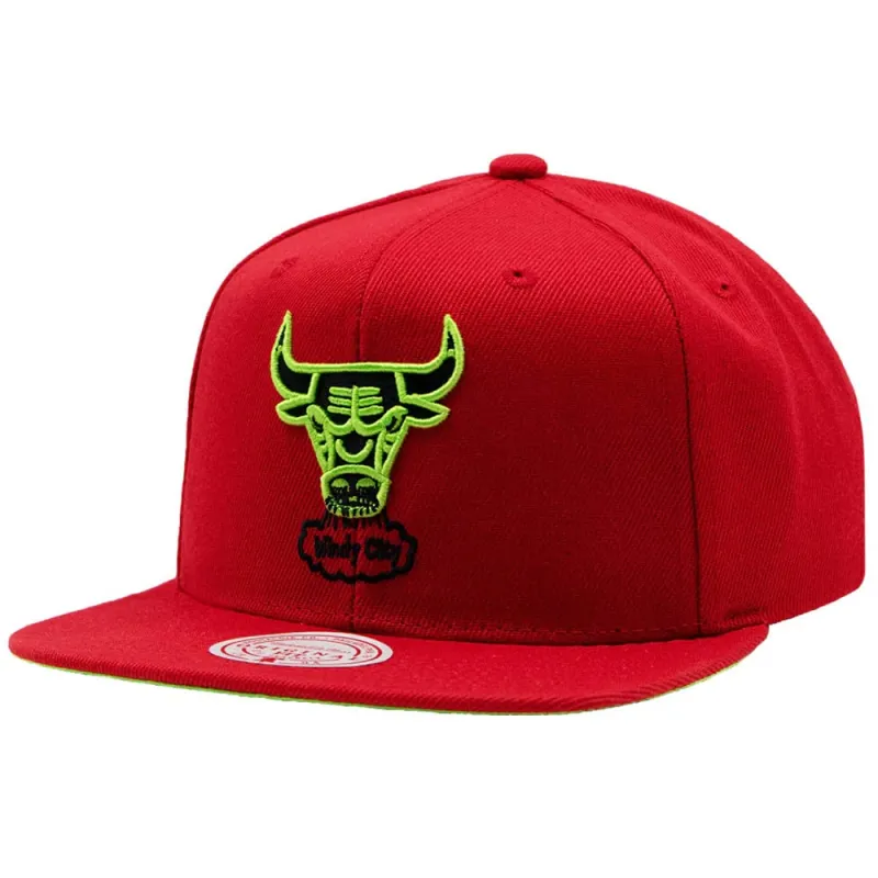 Men's Mitchell & Ness NBA Reverse Candy Apple Snapback Hwc Bulls sold by Zulily