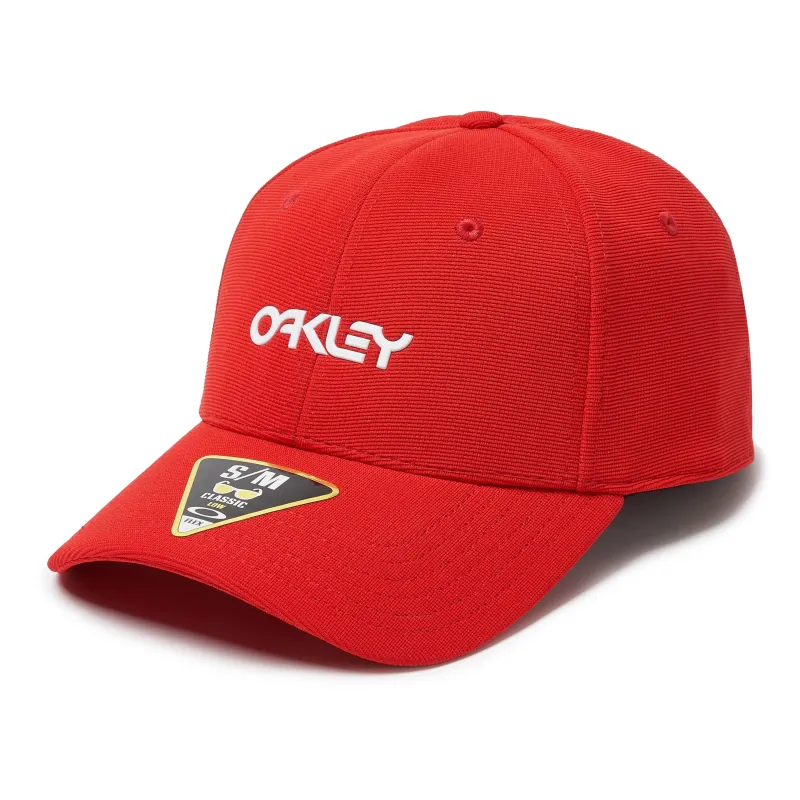 Men's Oakley 6 Panel Stretch Flex Metallic Hat sold by Zulily