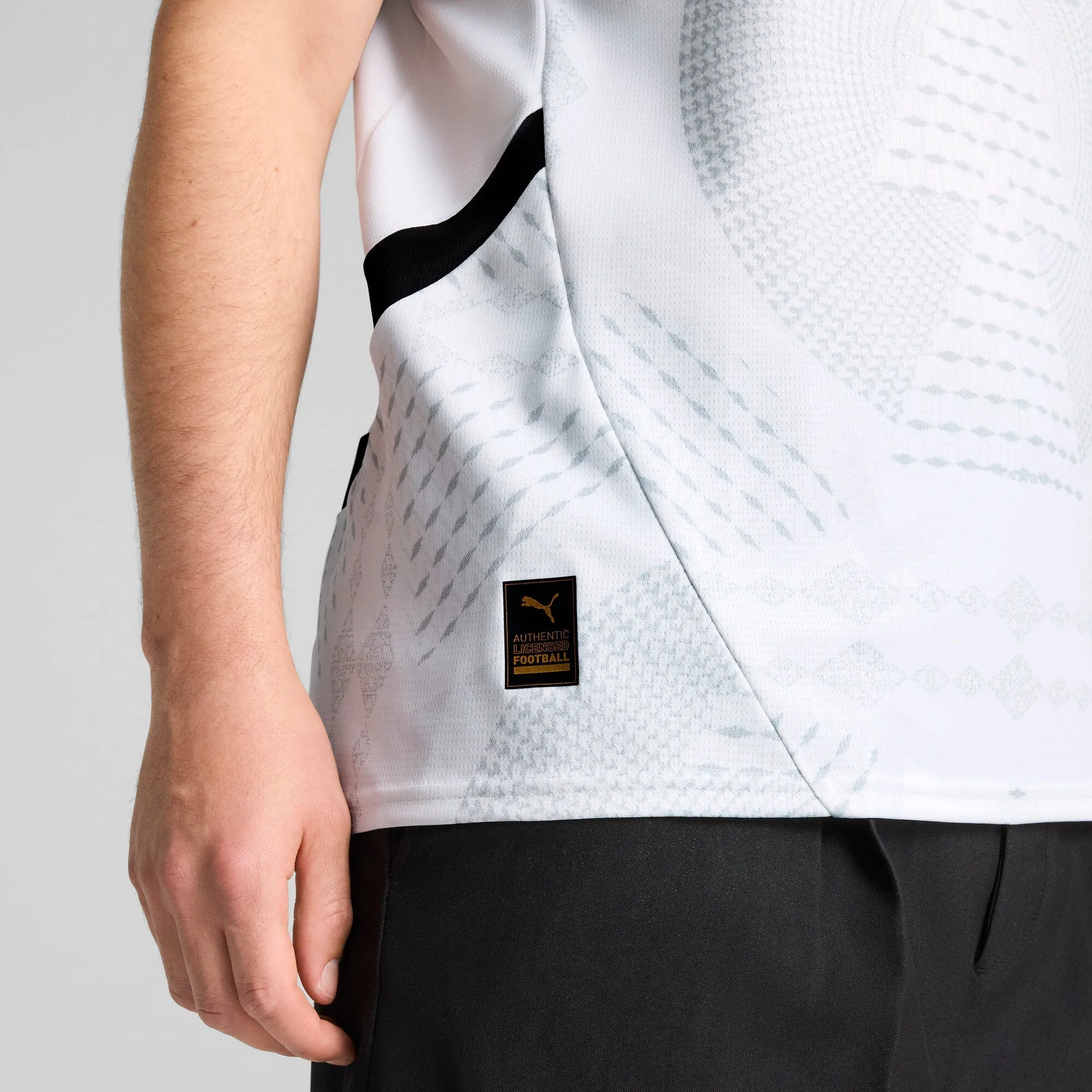 Men's Puma Efa Away Jersey Replica sold by Zulily product image thumbnail 4