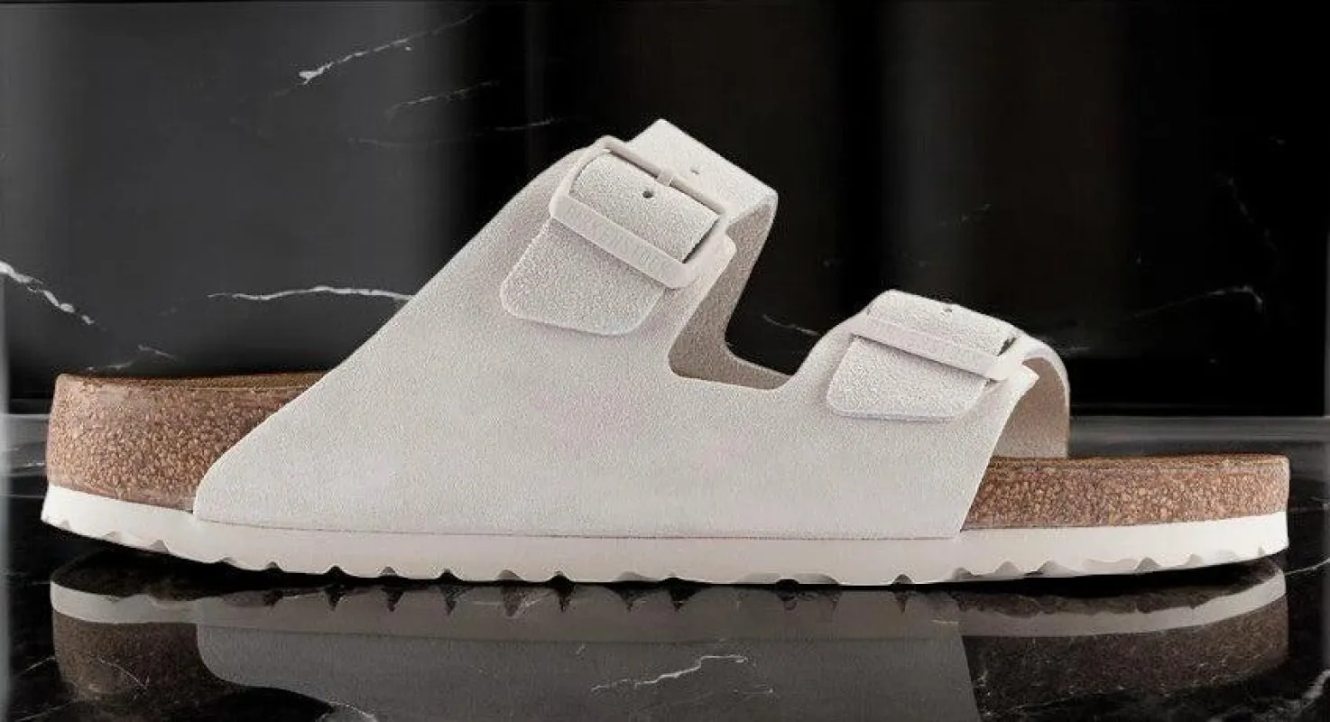 Unisex Birkenstock Arizona Soft Footbed 'Regular Fit' made by Birkenstock