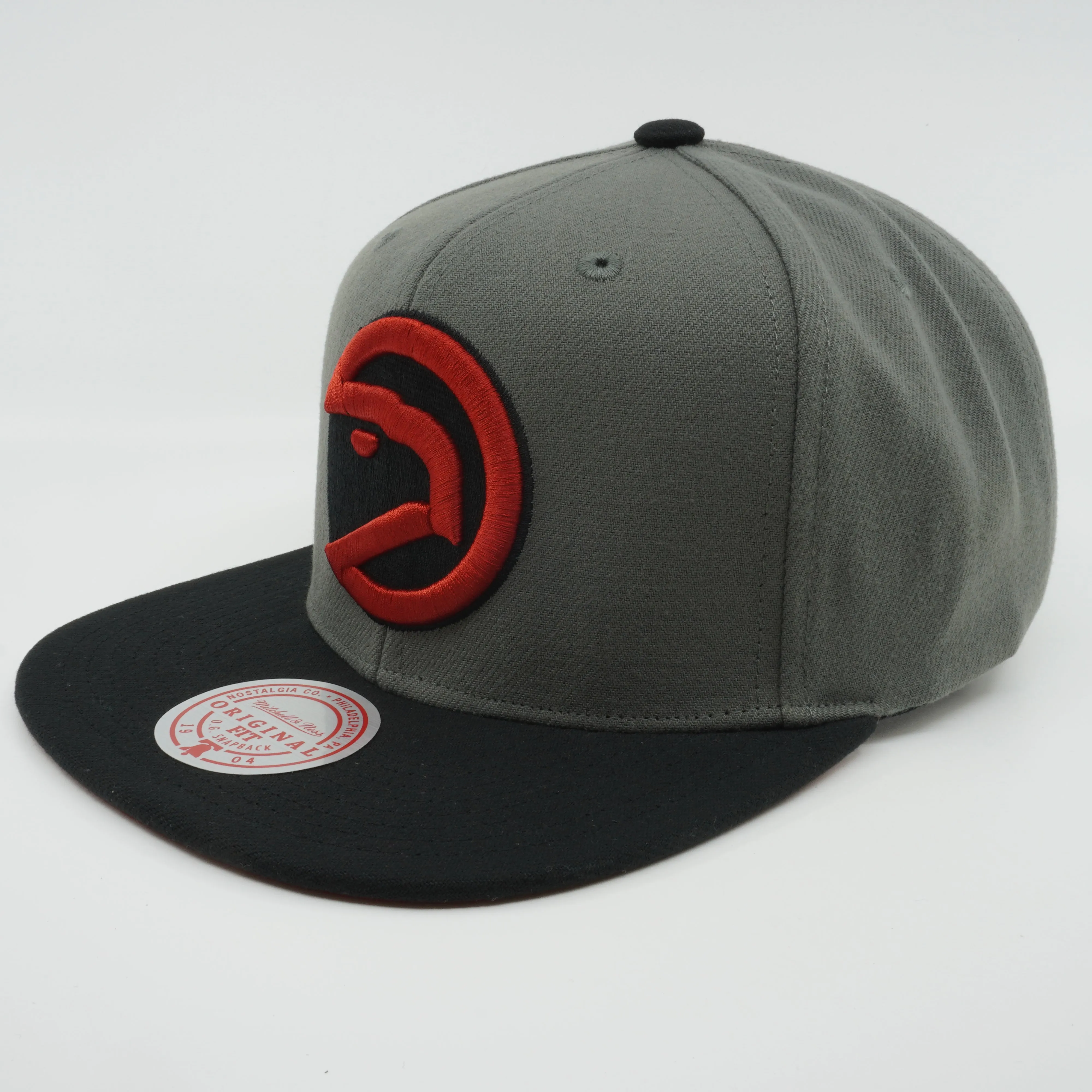 Men's Mitchell & Ness NBA Storm Front Snapback Hwc Hawks - Grey sold by Zulily