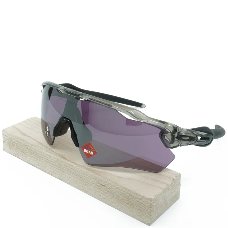 Men's Oakley Radar Ev Path Sunglasses made by Oakley