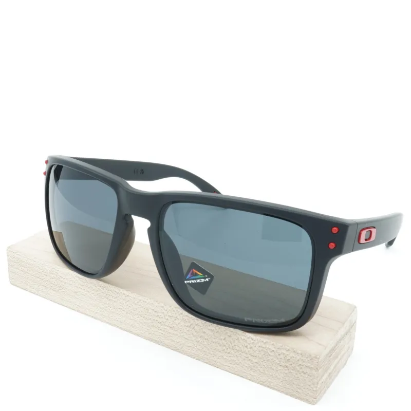 Men's Oakley Holbrook Sunglasses sold by Zulily