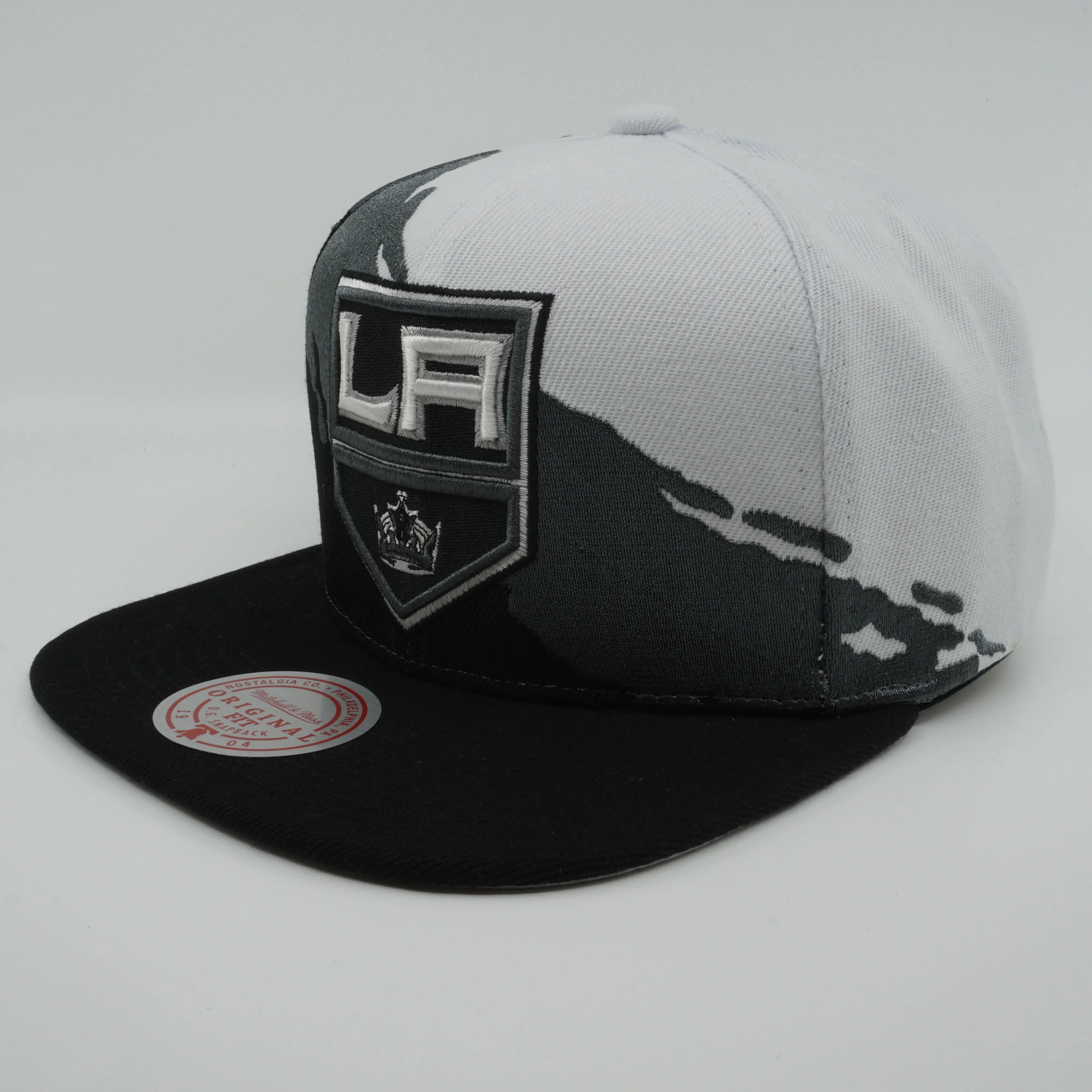 Men's Mitchell & Ness Nhl Paintbrush Snapback Kings - Black-White sold by Zulily